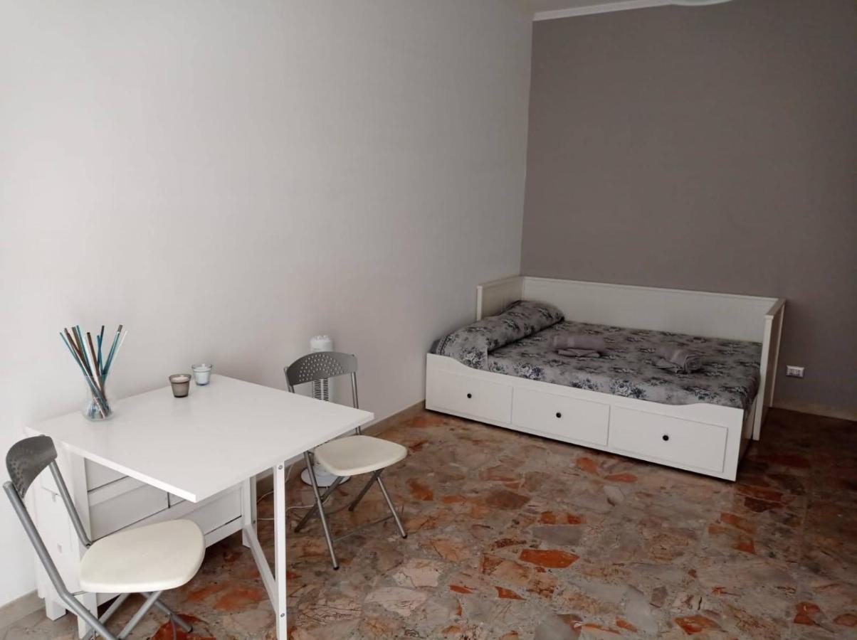 Ostia Beach Cryptohouse Kültér fotó